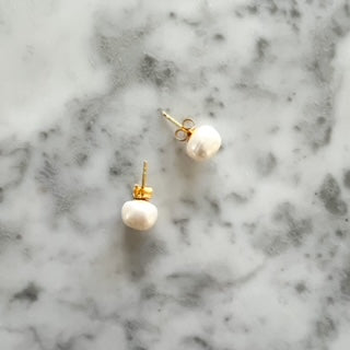 BAROQUE PEARL STUDS